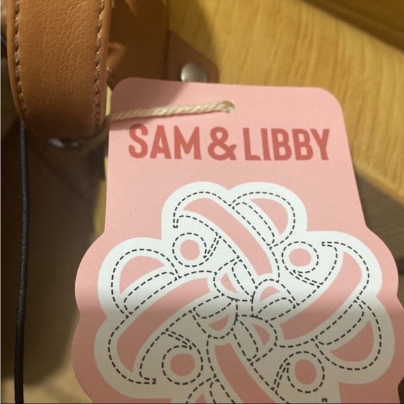 Sam & Libby Cassandra Puffy Platform Sandals NWT size 8.5 - Picture 8 of 8